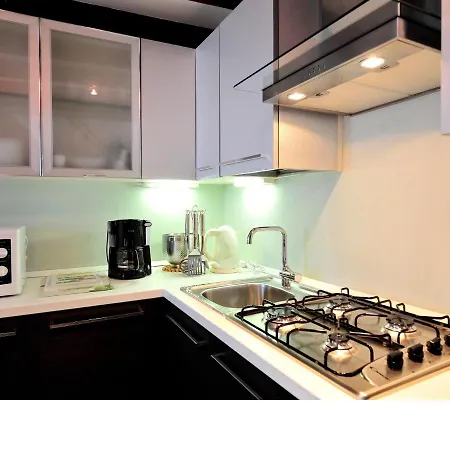 Castello Di Godego Sleeps 6 Air Con Wifi 아파트 *